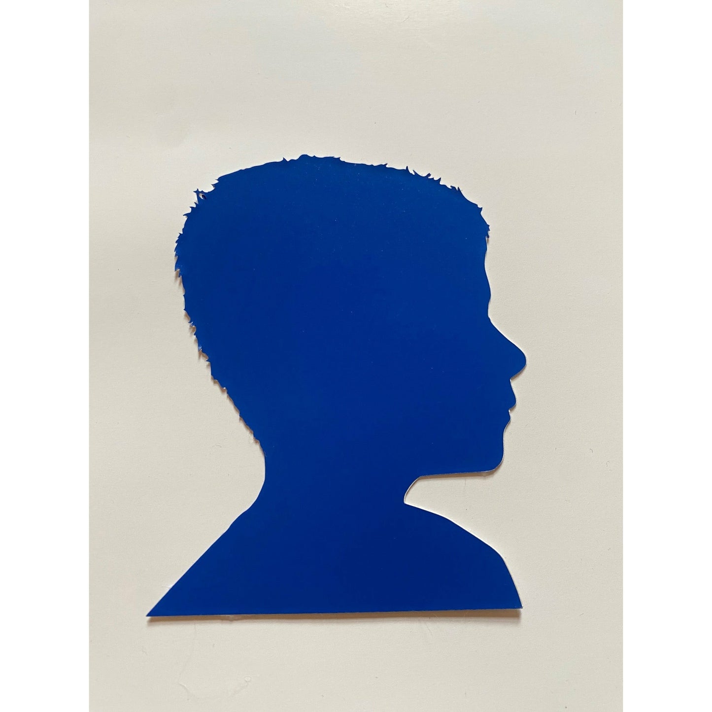 Medium Cameo Cut